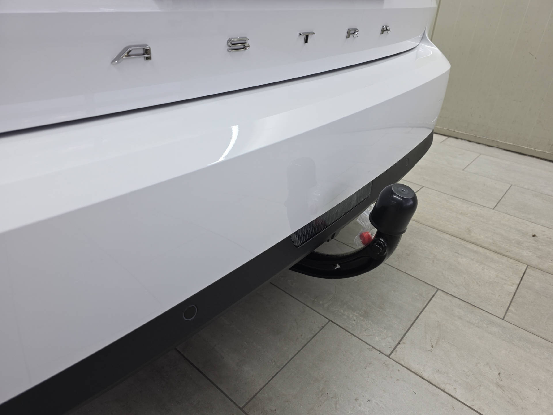 OPEL Astra Sports Tourer 1.2 T Hybrid Edition-image-13