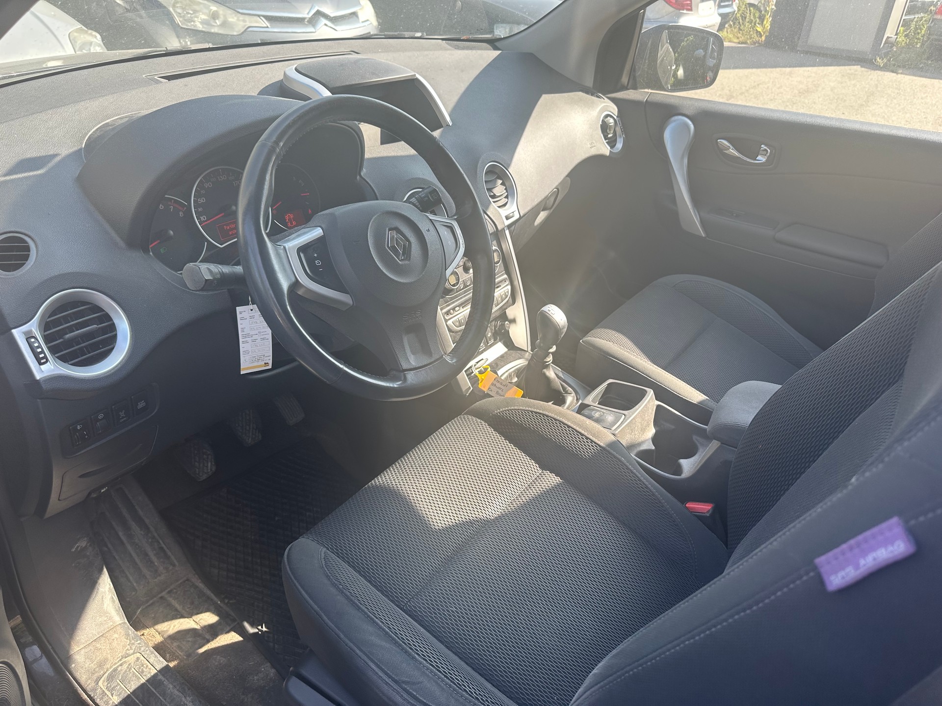 RENAULT Koleos 2.5 Dynamique Elégance 4x4-image-4