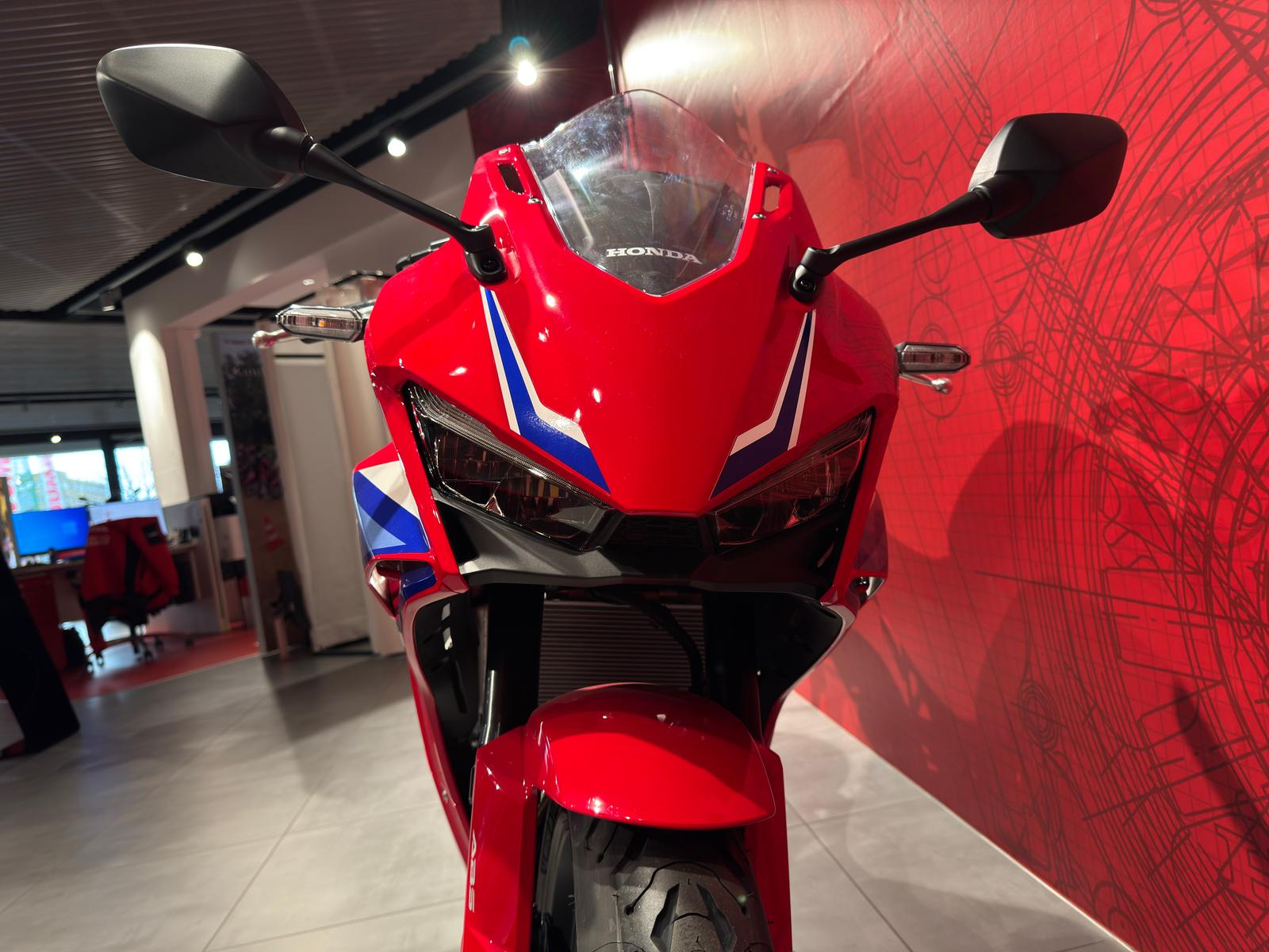 HONDA CBR 500 R *Neufahrzeug*-image-7
