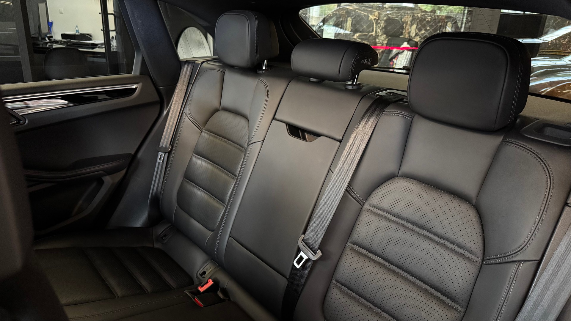 PORSCHE Macan S PDK-image-10