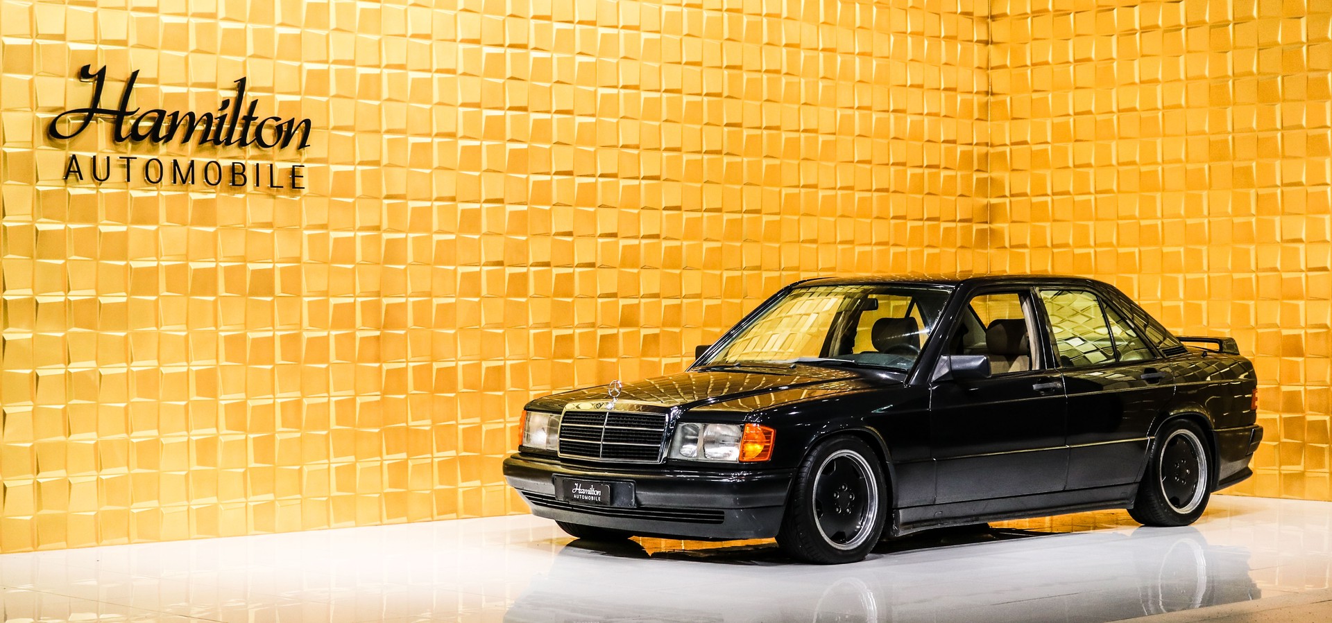 MERCEDES-BENZ 190 E 2.6-image-1