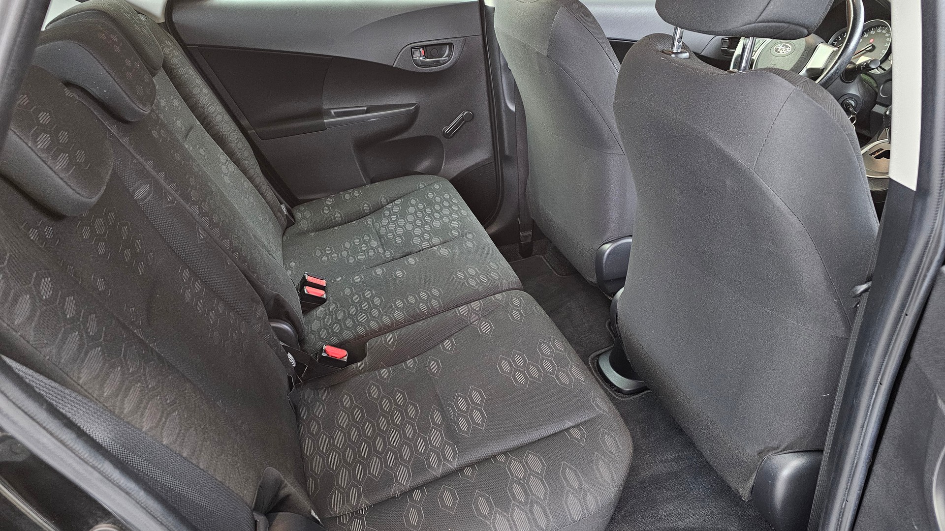 SUBARU Trezia 1.4D Swiss Automatic-image-12
