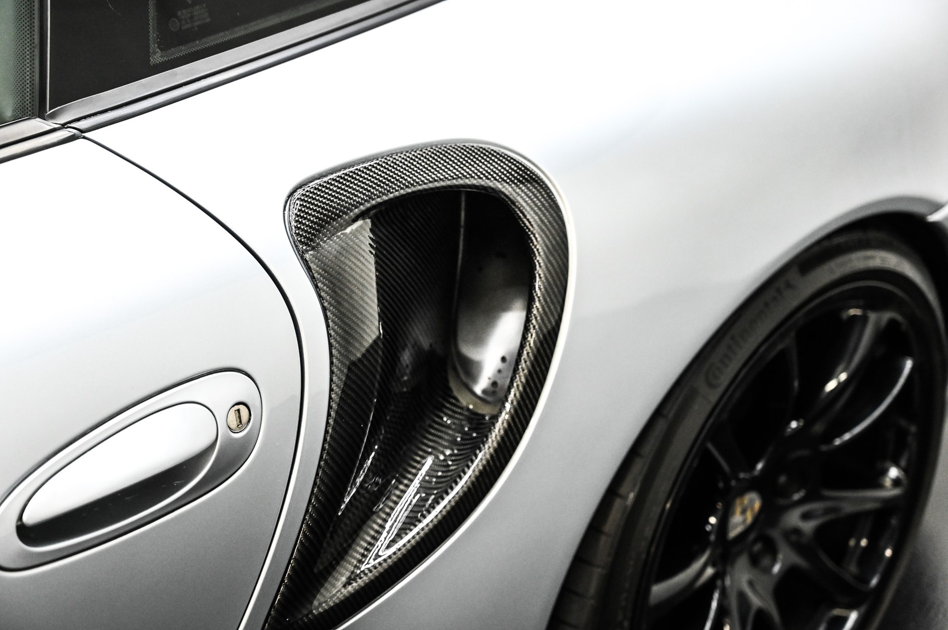 PORSCHE 911 Turbo WLS1-image-17