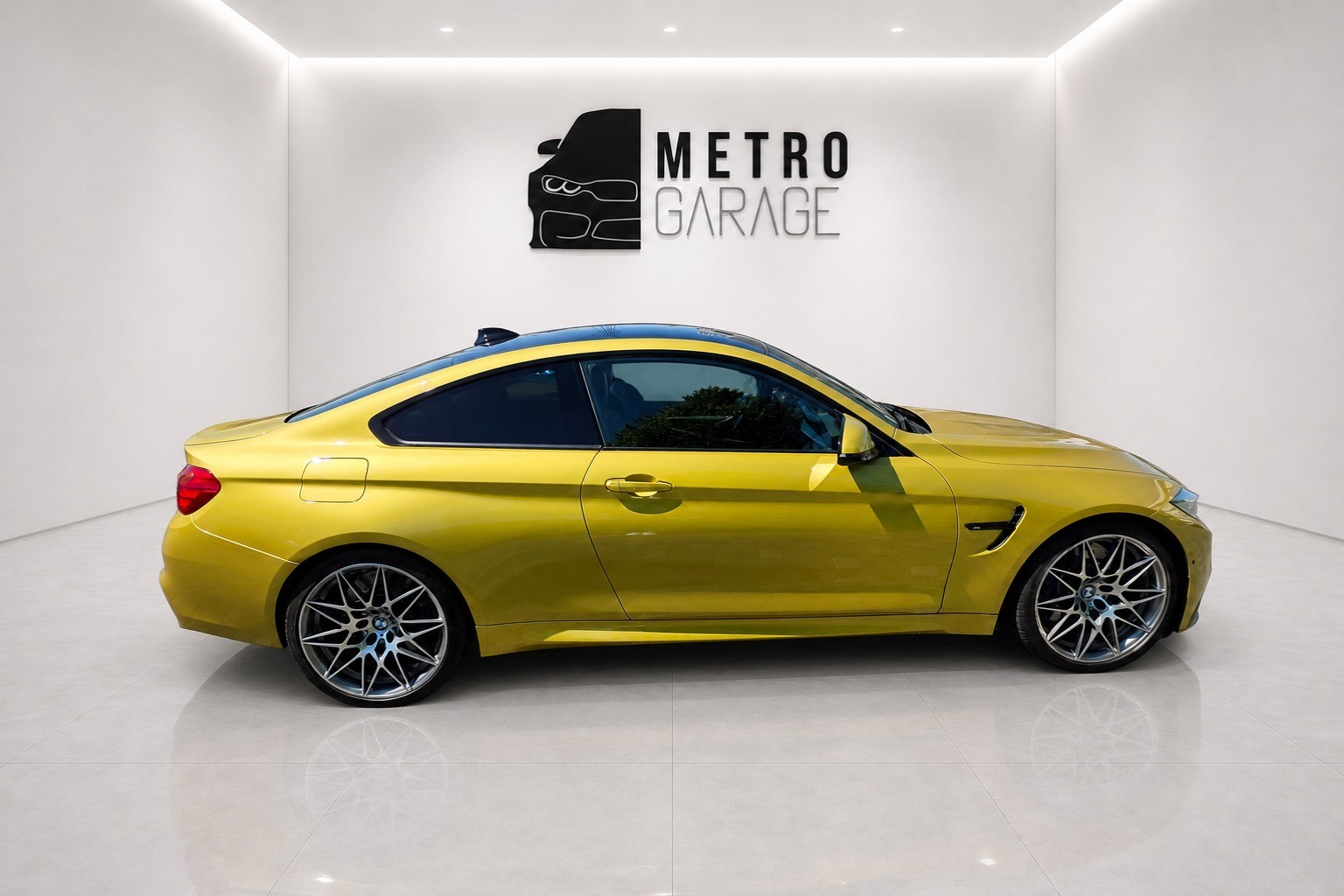 BMW M4 Coupé DKG Akrapovic-image-5