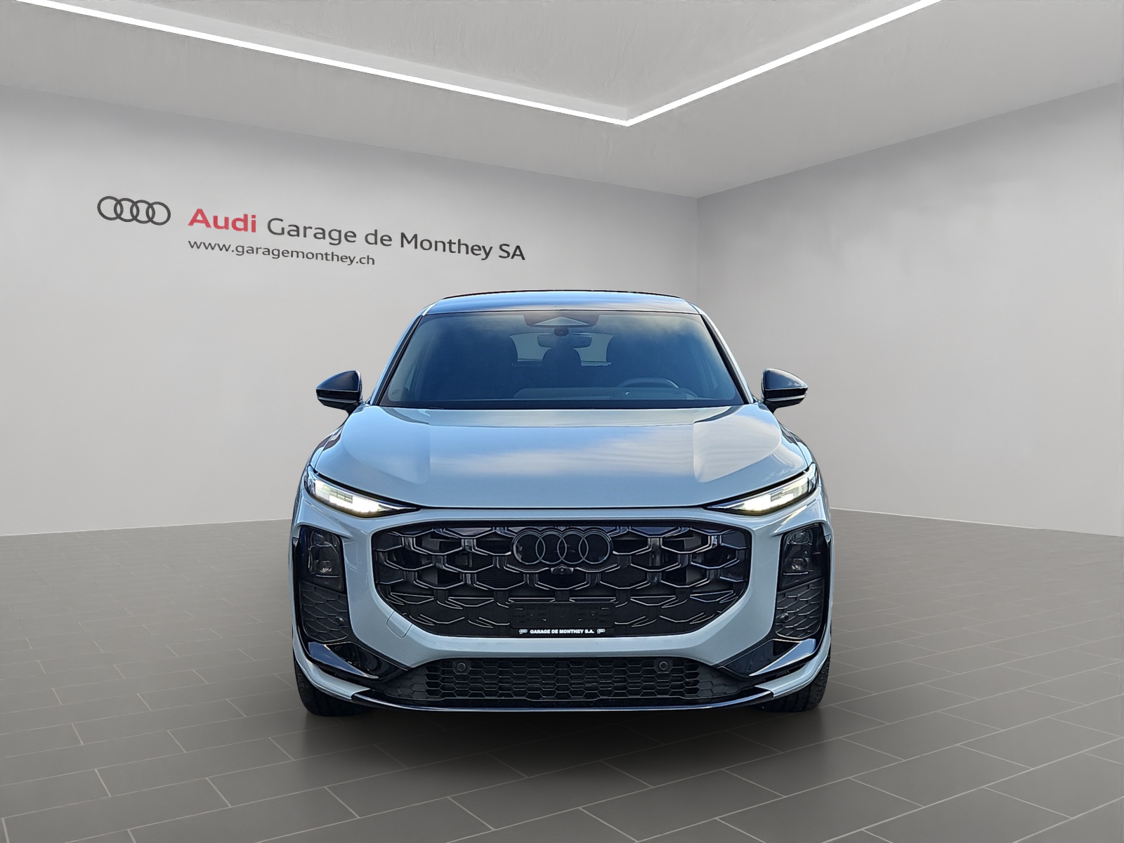 AUDI Q3 Sportback TFSI quattro 195 kW S tronic-image-1