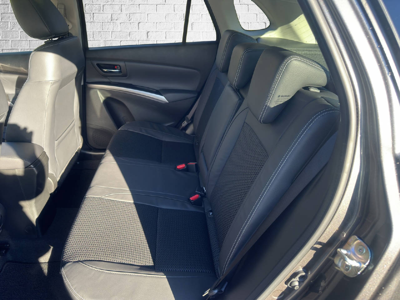 SUZUKI S-Cross 1.4 T Compact Top Hybrid 4x4-image-7