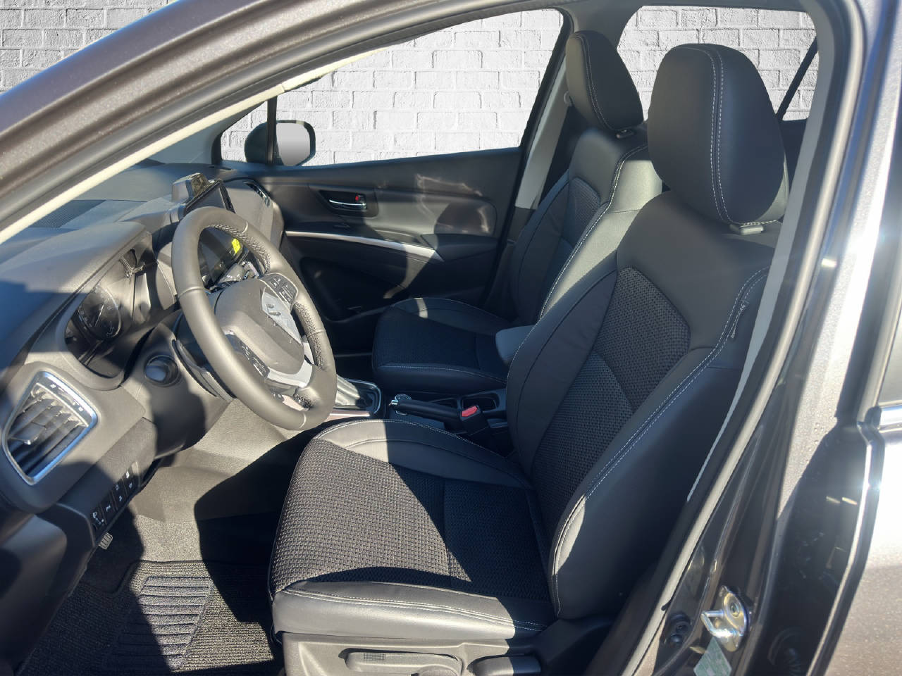SUZUKI S-Cross 1.4 T Compact Top Hybrid 4x4-image-6
