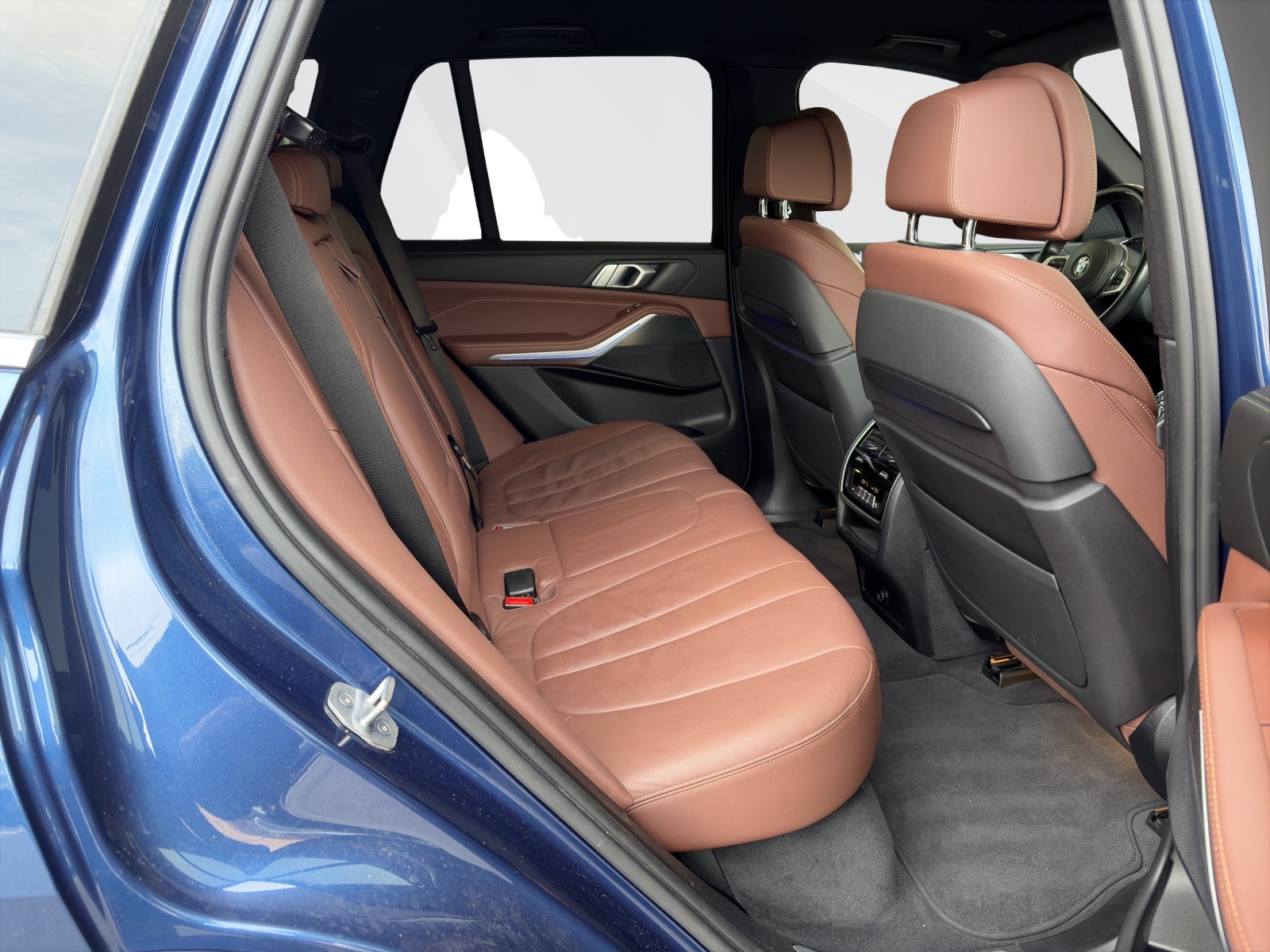 BMW X5 M50d xDrive-image-16
