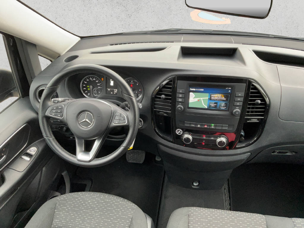 MERCEDES-BENZ Vito 116 CDI Lang Select Tourer 4 Matic-image-9