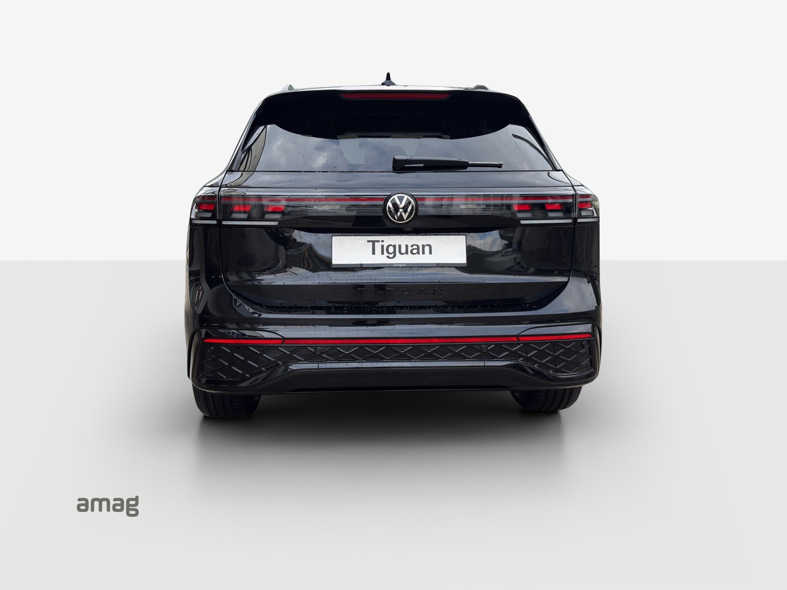 VW Tiguan 2.0 TSI DSG R-Line 4Motion-showroom-element-3