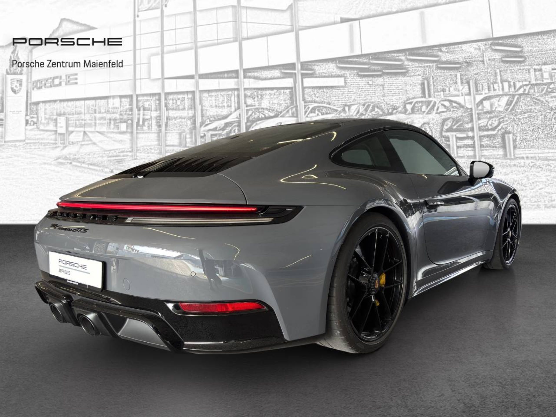 PORSCHE 911 Carrera GTS-image-10