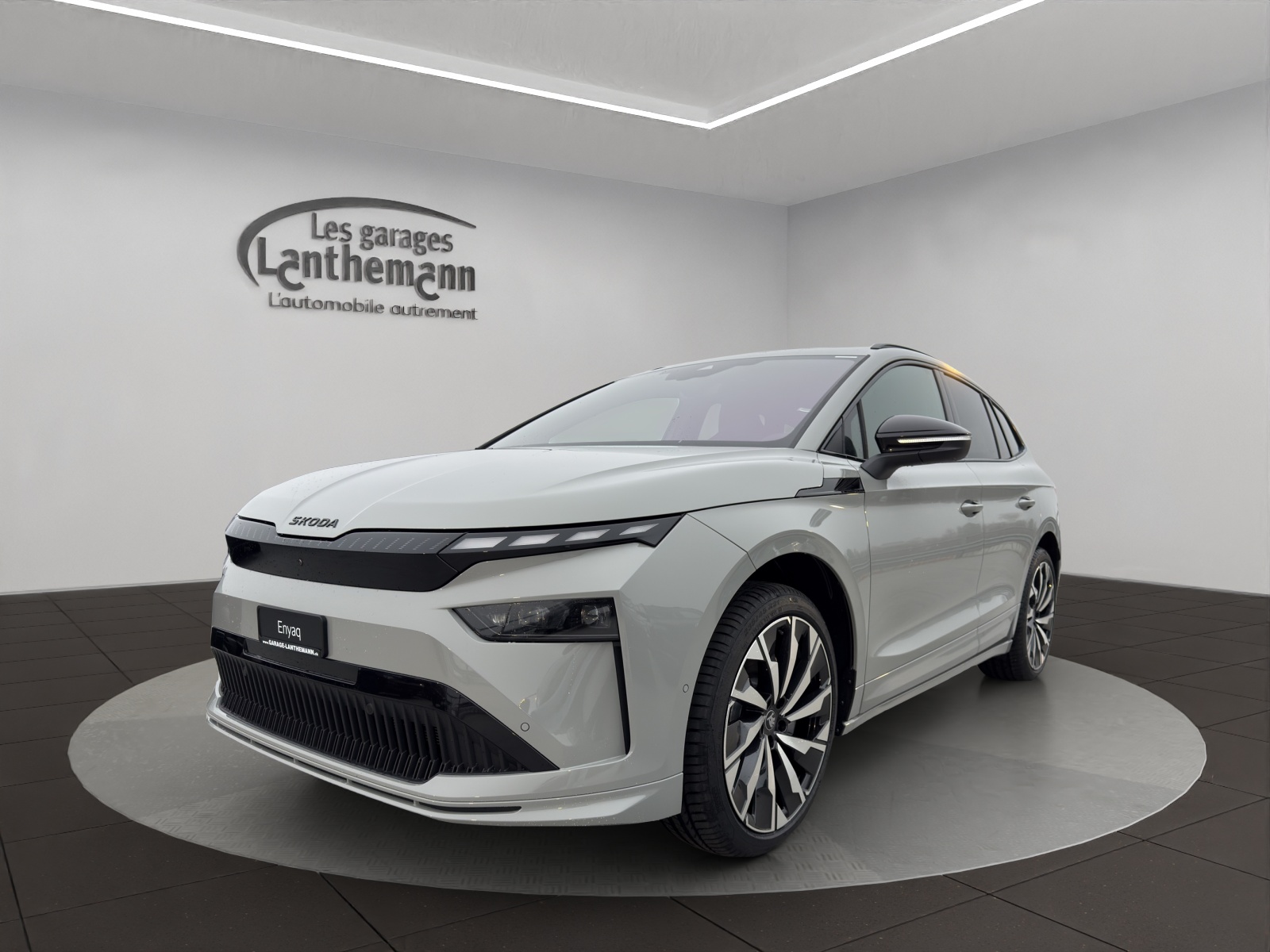 SKODA Enyaq 85x Sportline 4x4-image-0
