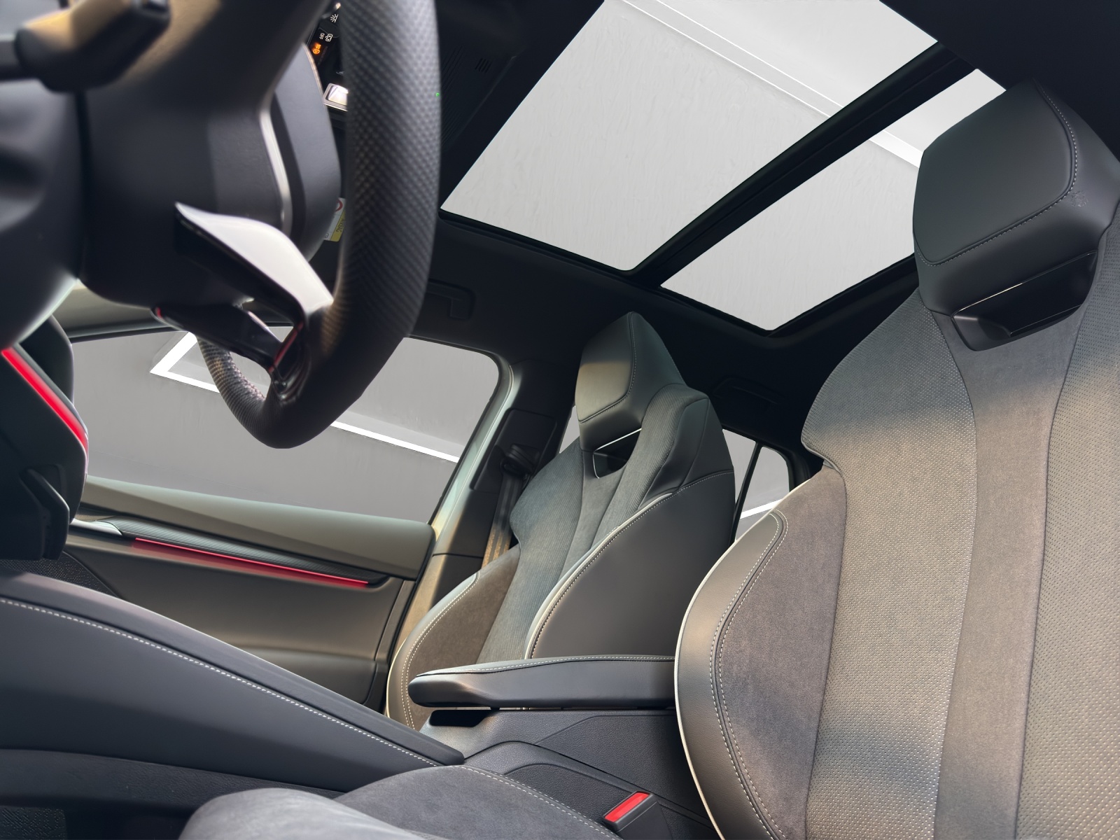 SKODA Enyaq 85x Sportline 4x4-image-12
