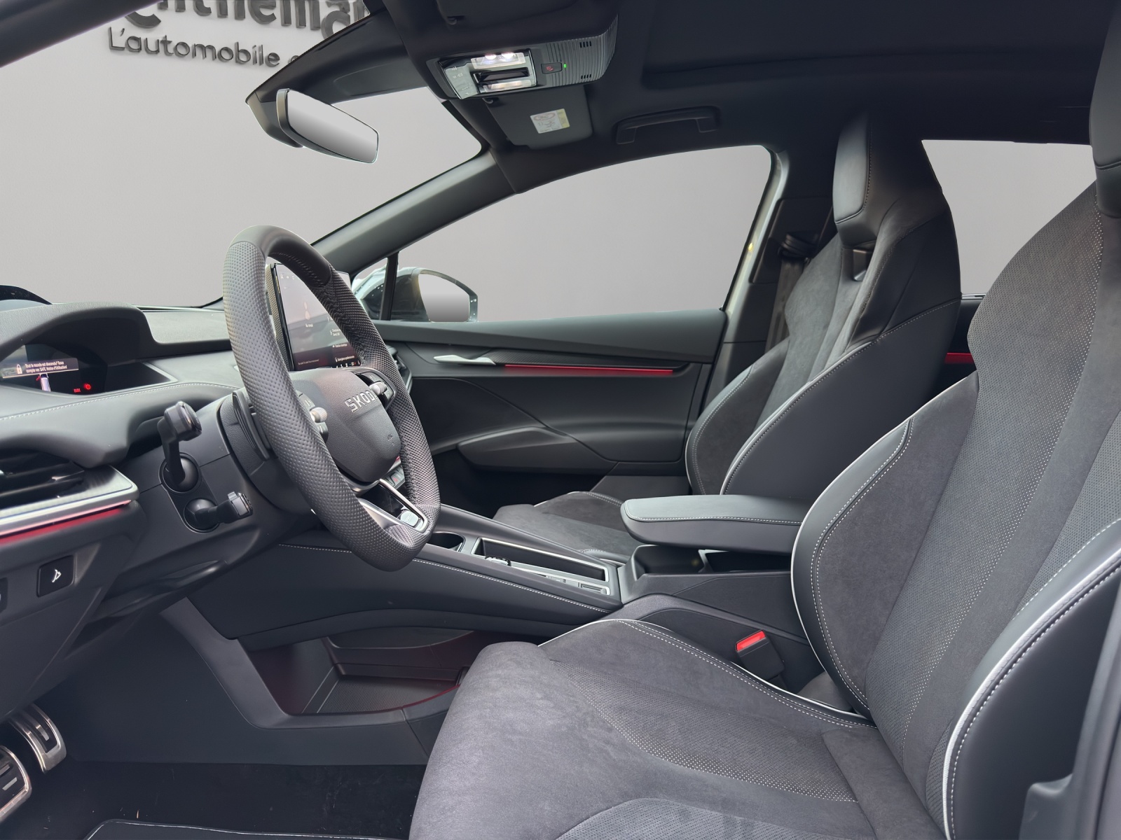 SKODA Enyaq 85x Sportline 4x4-image-5