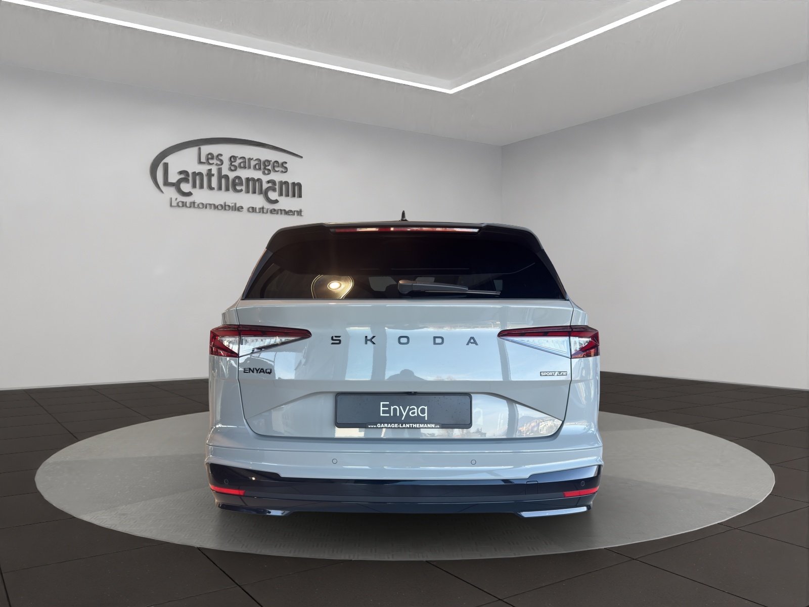 SKODA Enyaq 85x Sportline 4x4-image-18