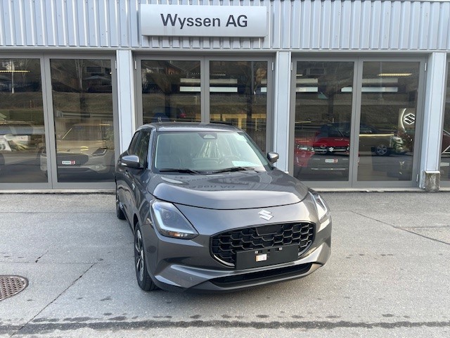 SUZUKI Swift 1.2 Sakura Top Hybrid CVT