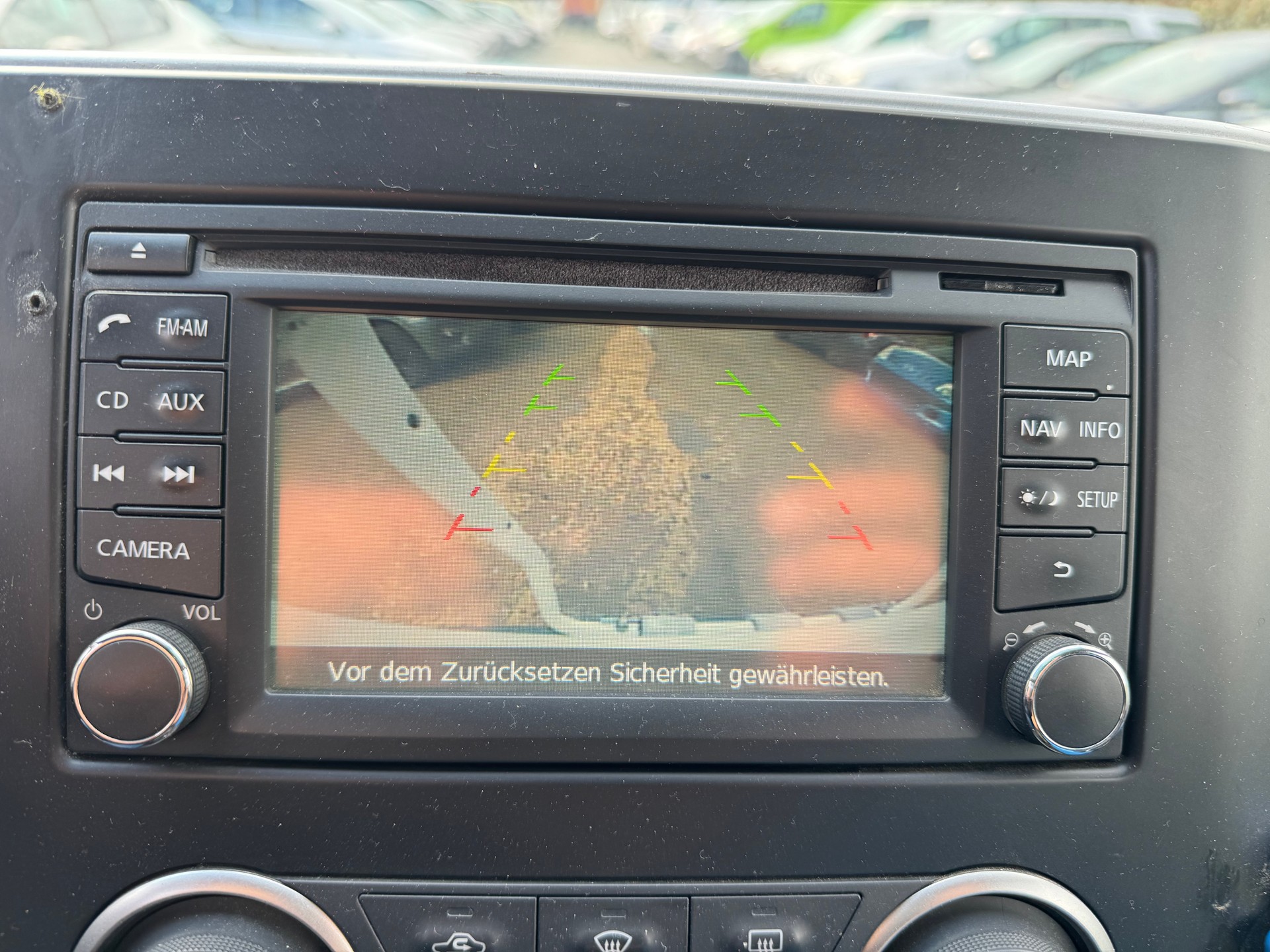 NISSAN NV200-image-15