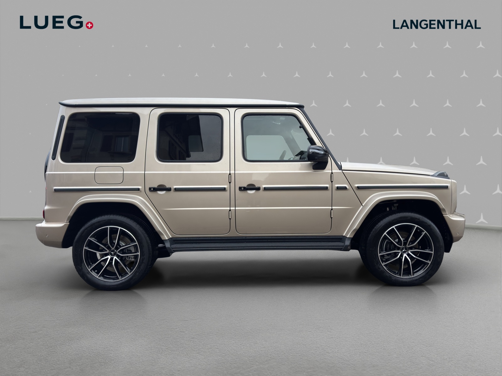 MERCEDES-BENZ G 450d 9G-Tronic-image-5