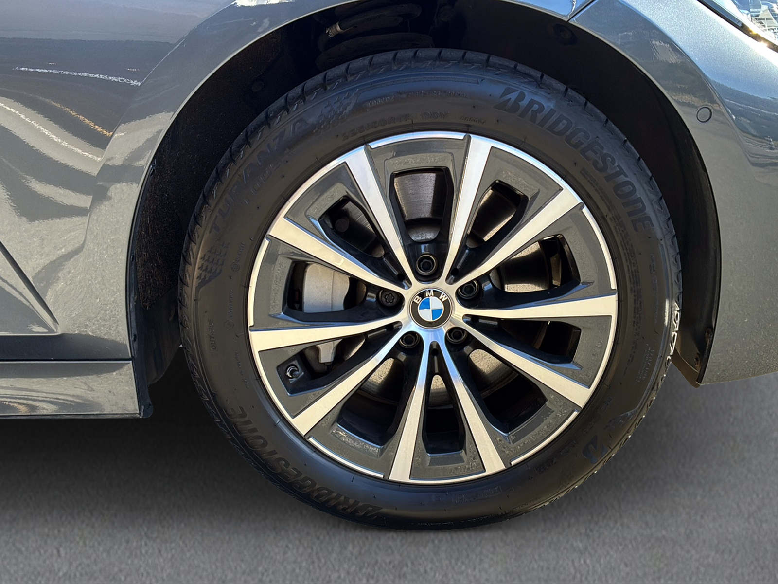 BMW 3er Reihe G21 Touring 330e xDrive-image-16