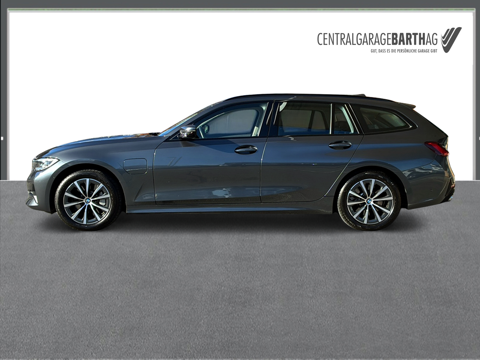 BMW 3er Reihe G21 Touring 330e xDrive-image-3