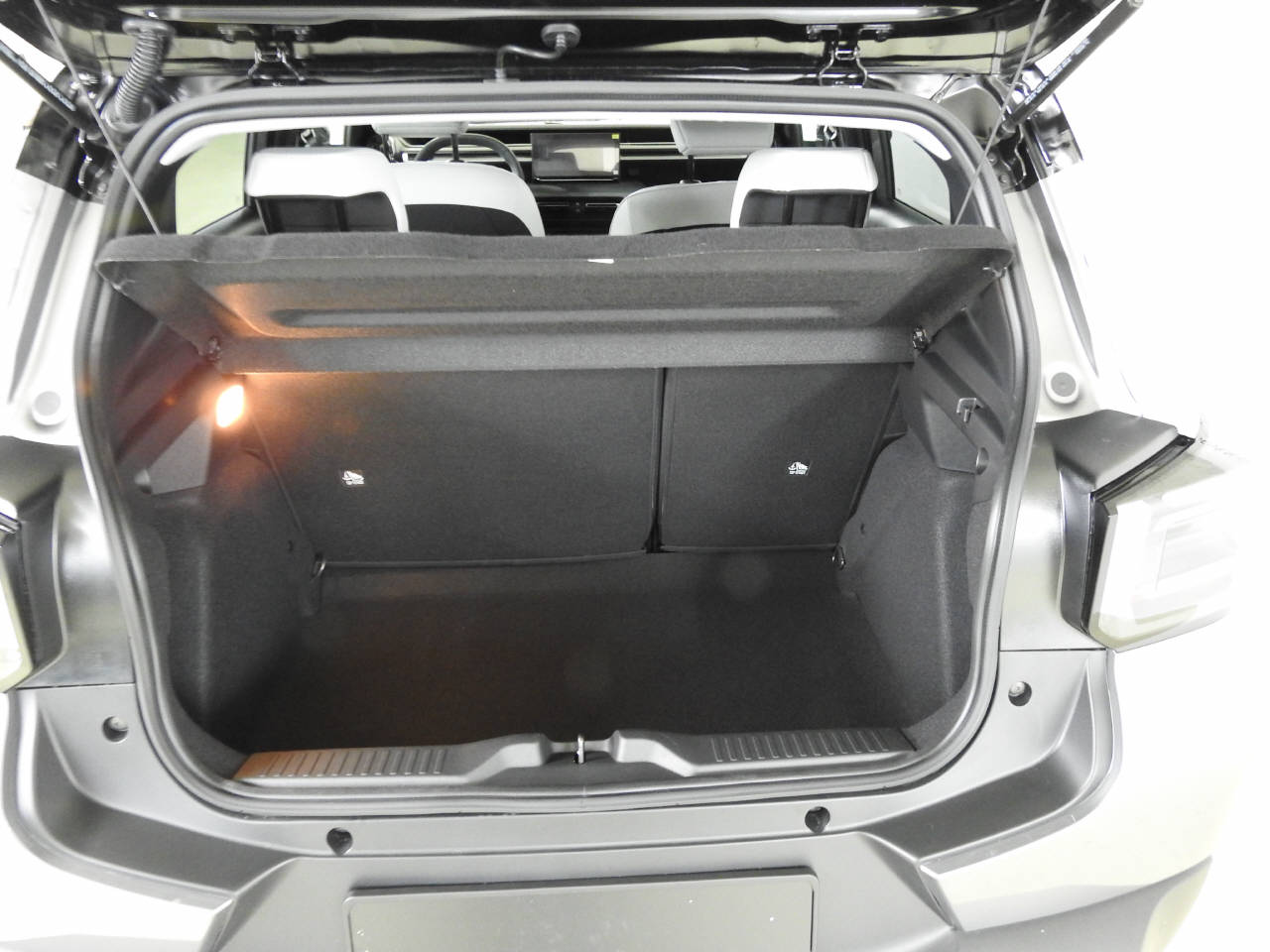 CITROEN C3 1.2 Hybrid Max-image-12