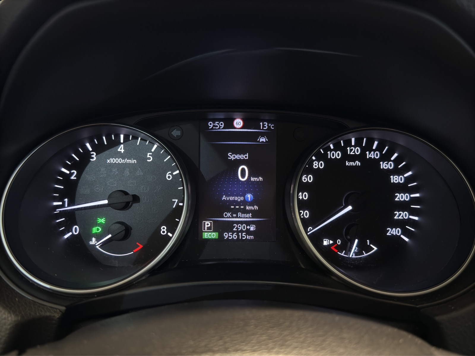 NISSAN Qashqai 1.2 DIG-T N-Connecta Xtronic CVT-image-10