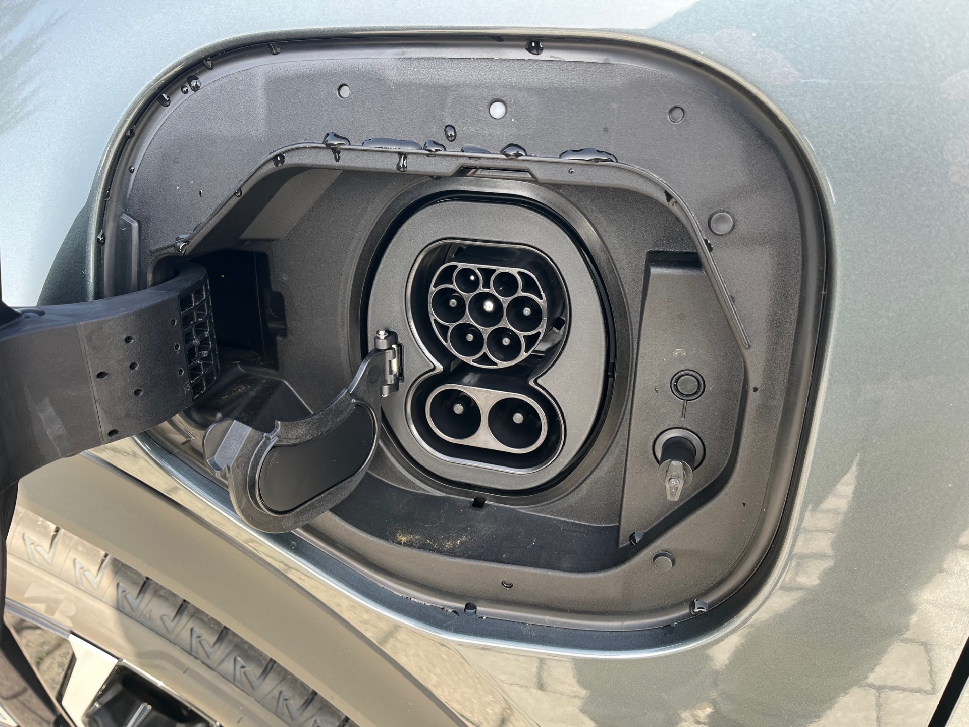 TOYOTA C-HR+ 77 kWh Style AWD-image-18