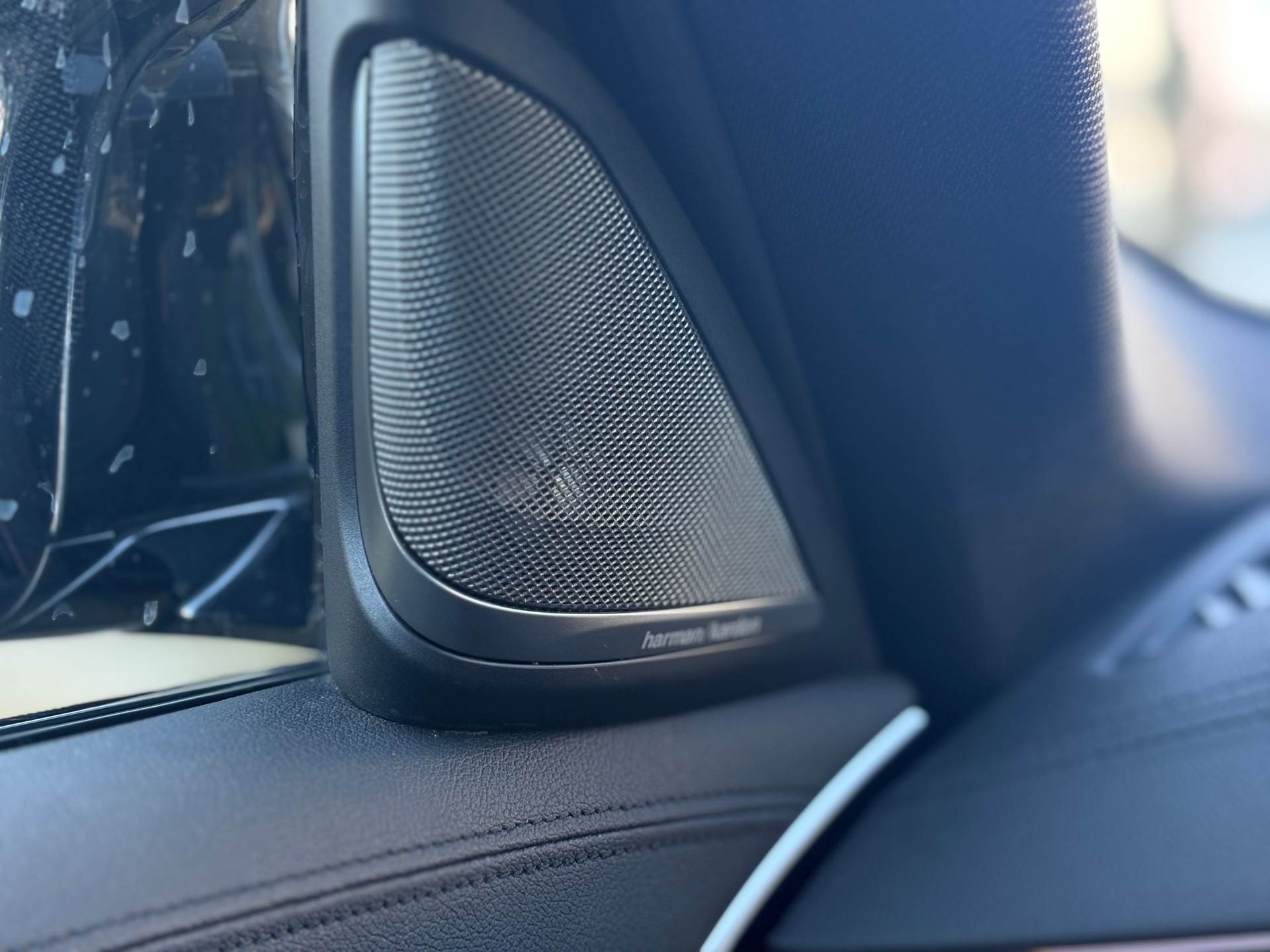 BMW M5 xDrive Competition Drivelogic *Individual Frozen Black*-image-21