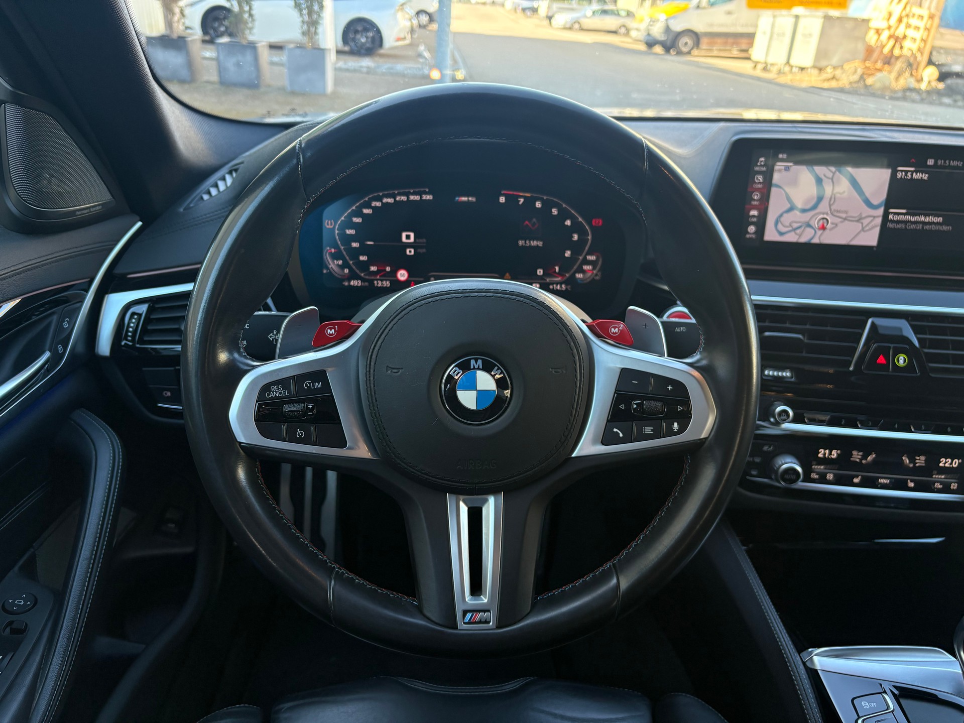 BMW M5 xDrive Competition Drivelogic *Individual Frozen Black*-image-24
