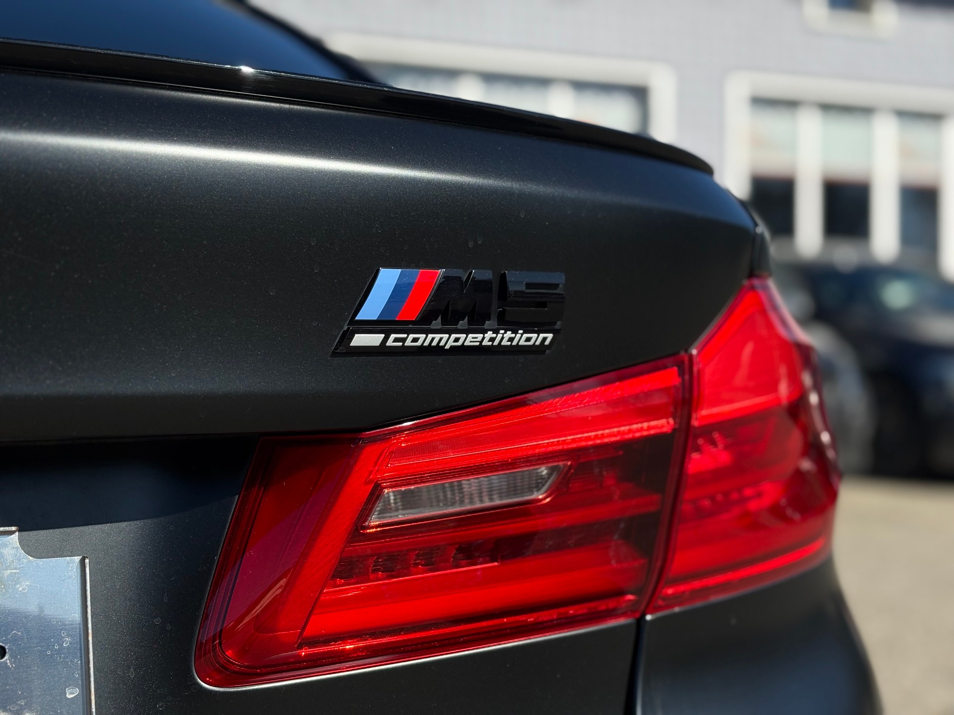 BMW M5 xDrive Competition Drivelogic *Individual Frozen Black*-image-14