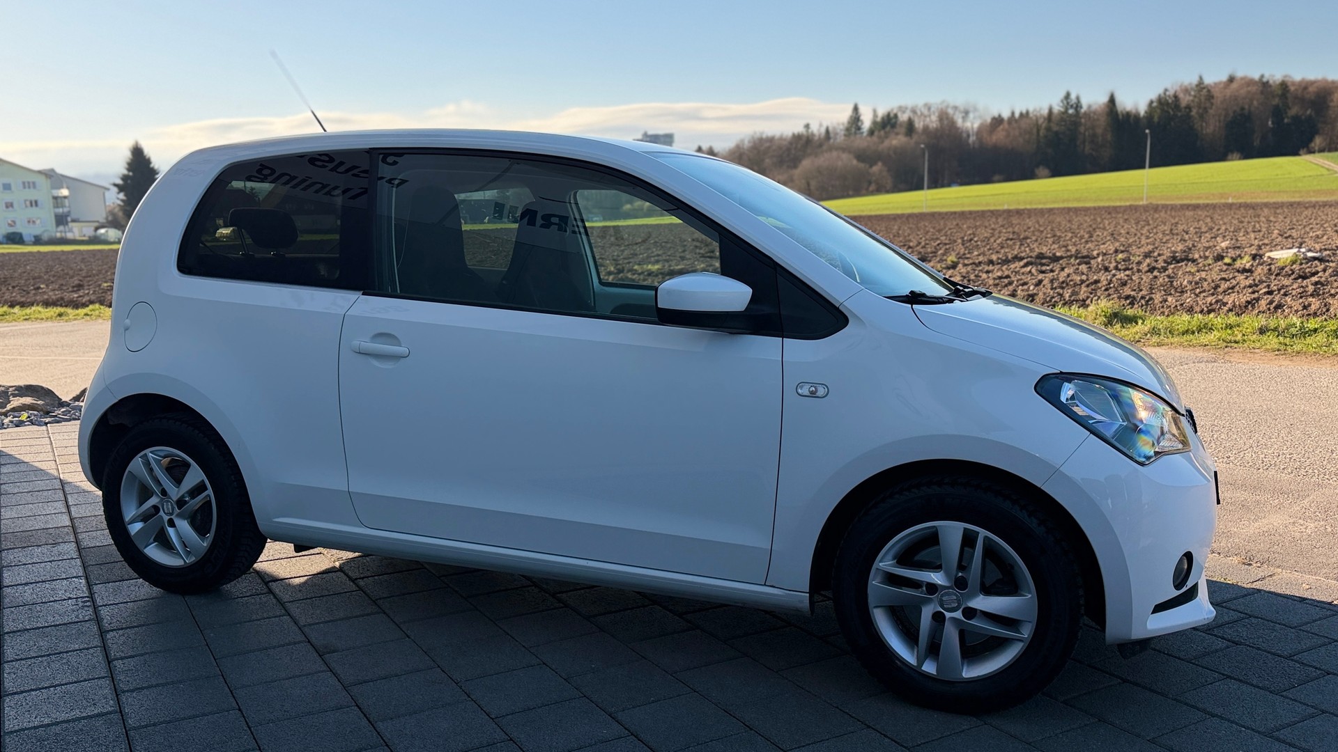 SEAT Mii 1.0 Style @MI Navigon-showroom-element-3