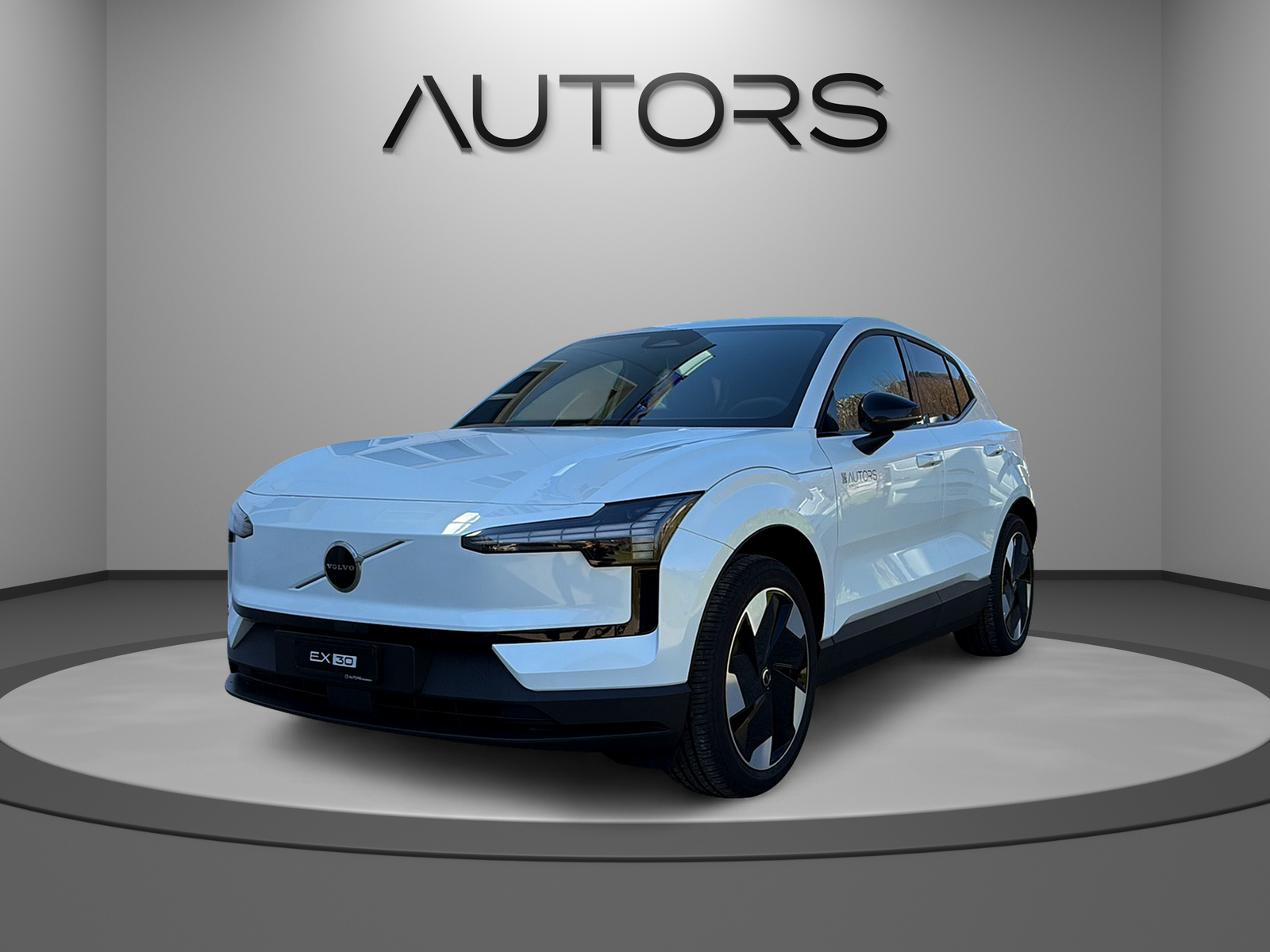VOLVO EX30 E60 69kWh Single Motor Extended Range Plus-image-0