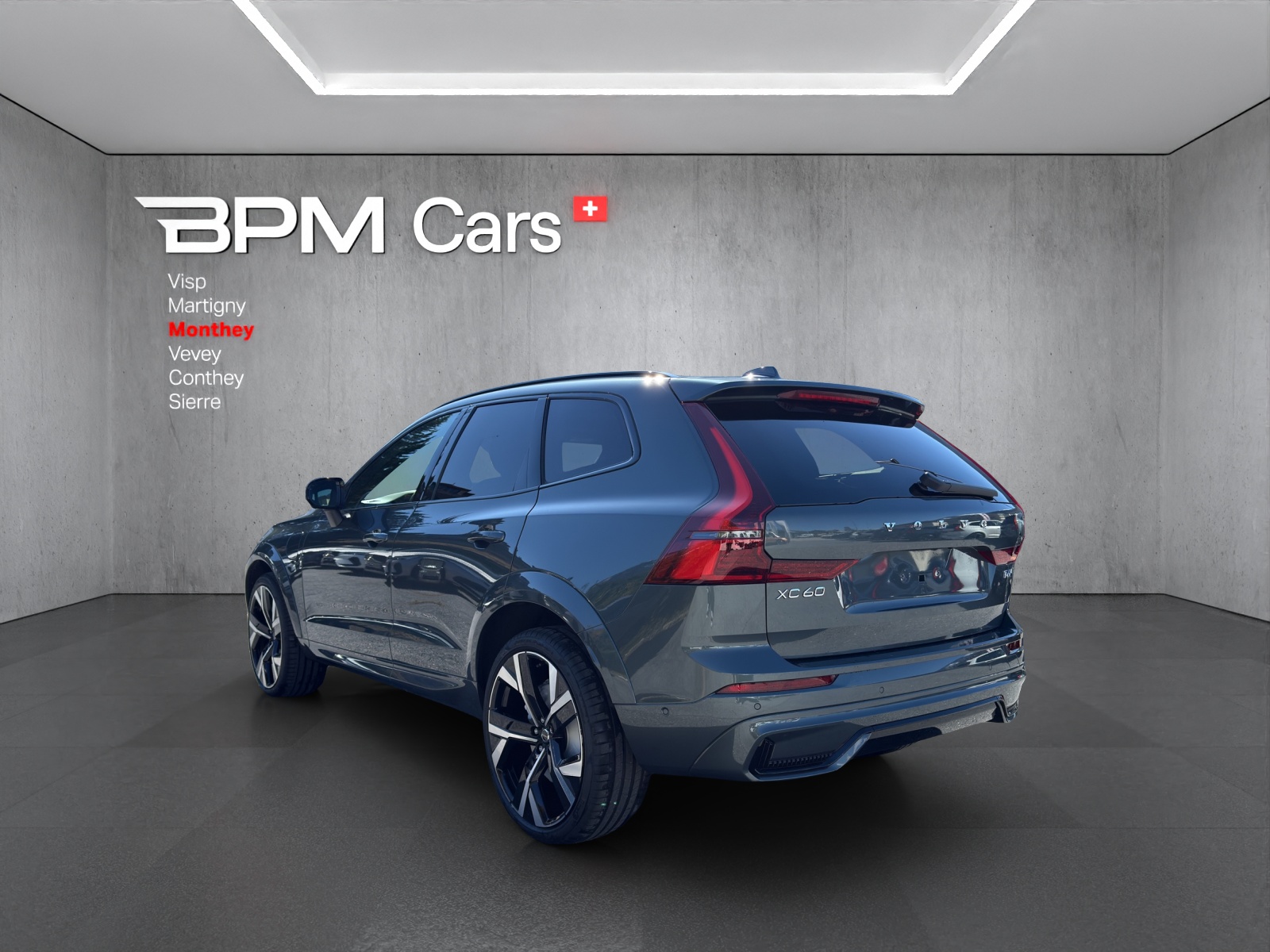 Image VOLVO XC60 XC60 T6 eAWD PluginHybrid Ultra Dark Geartronic