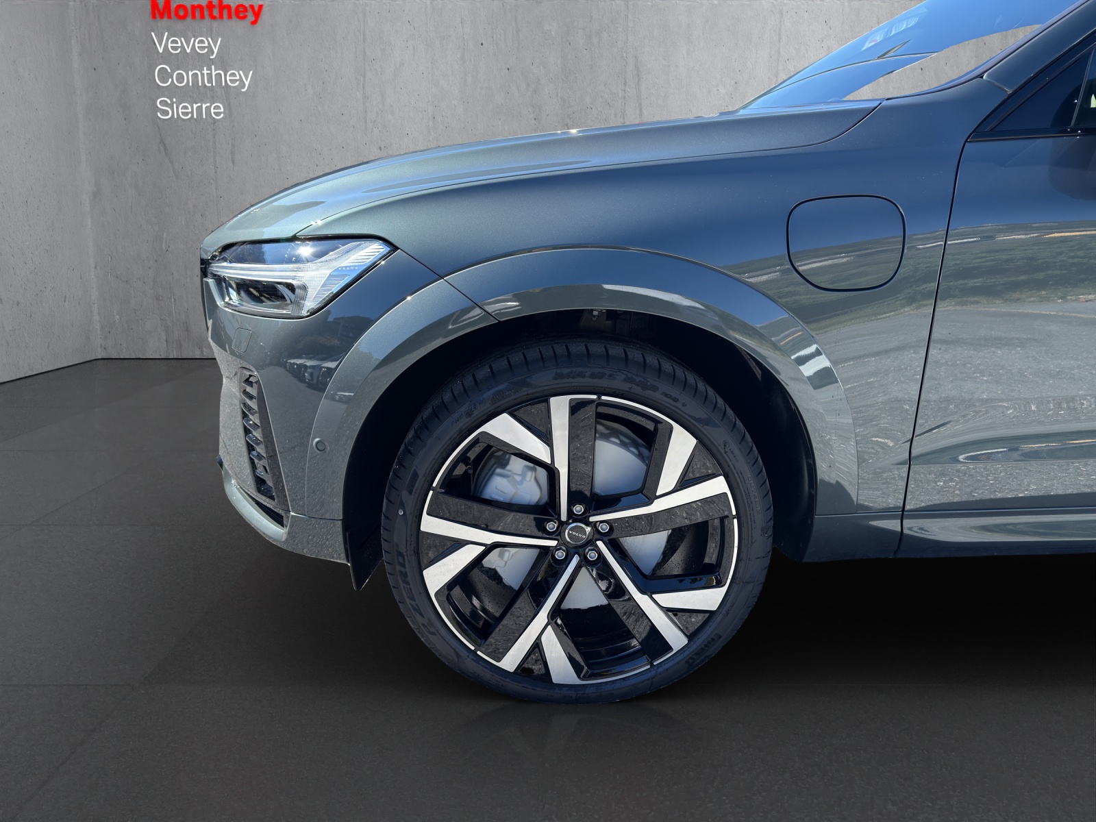 VOLVO XC60 T6 eAWD PluginHybrid Ultra Dark Geartronic-image-7