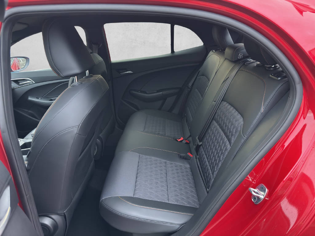 MG MG3 1.5 Hybrid Luxury-image-6