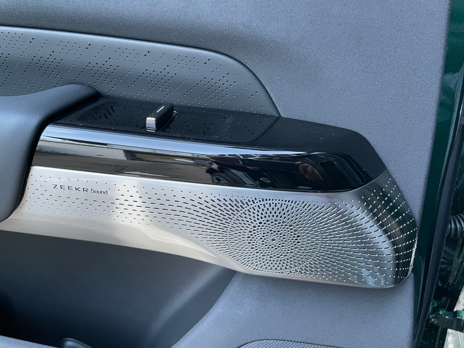 ZEEKR 7X Privilege AWD mit Comfort inkl. Cockpit Paket-image-21