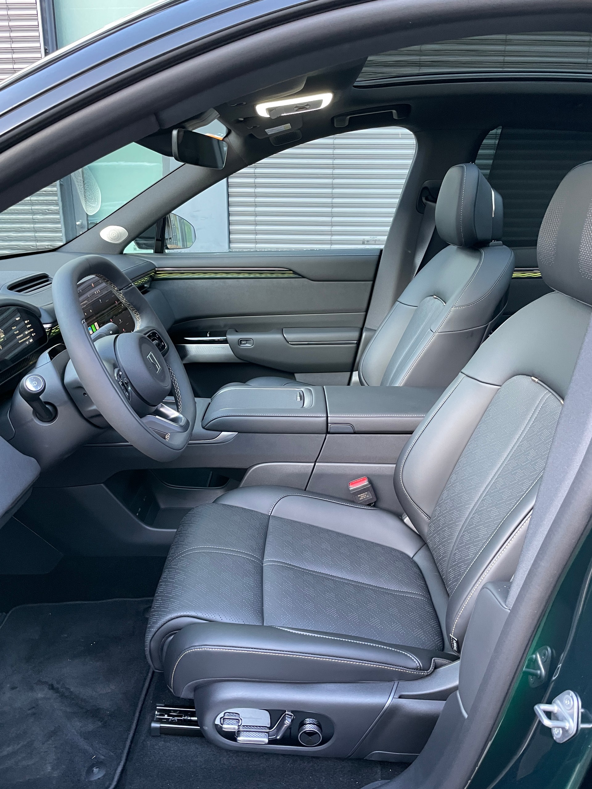 ZEEKR 7X Privilege AWD mit Comfort inkl. Cockpit Paket-image-11