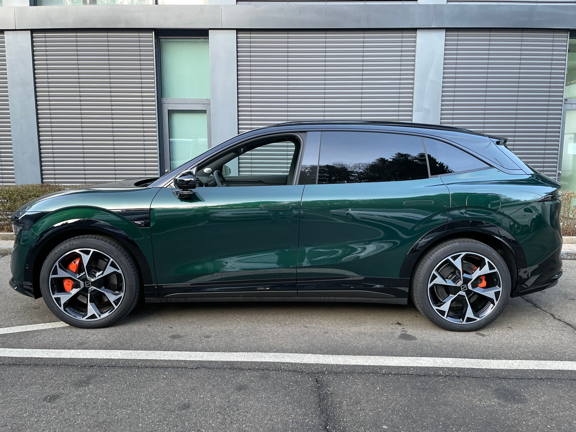 ZEEKR 7X Privilege AWD mit Comfort inkl. Cockpit Paket-image-1