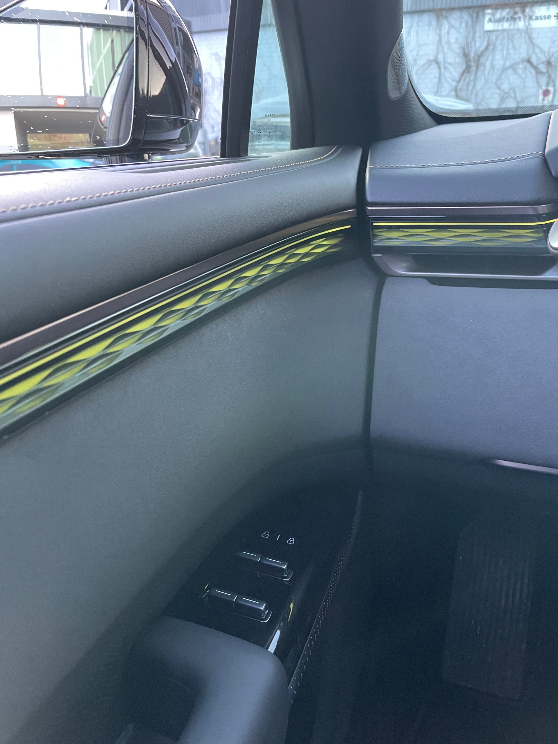 ZEEKR 7X Privilege AWD mit Comfort inkl. Cockpit Paket-image-22