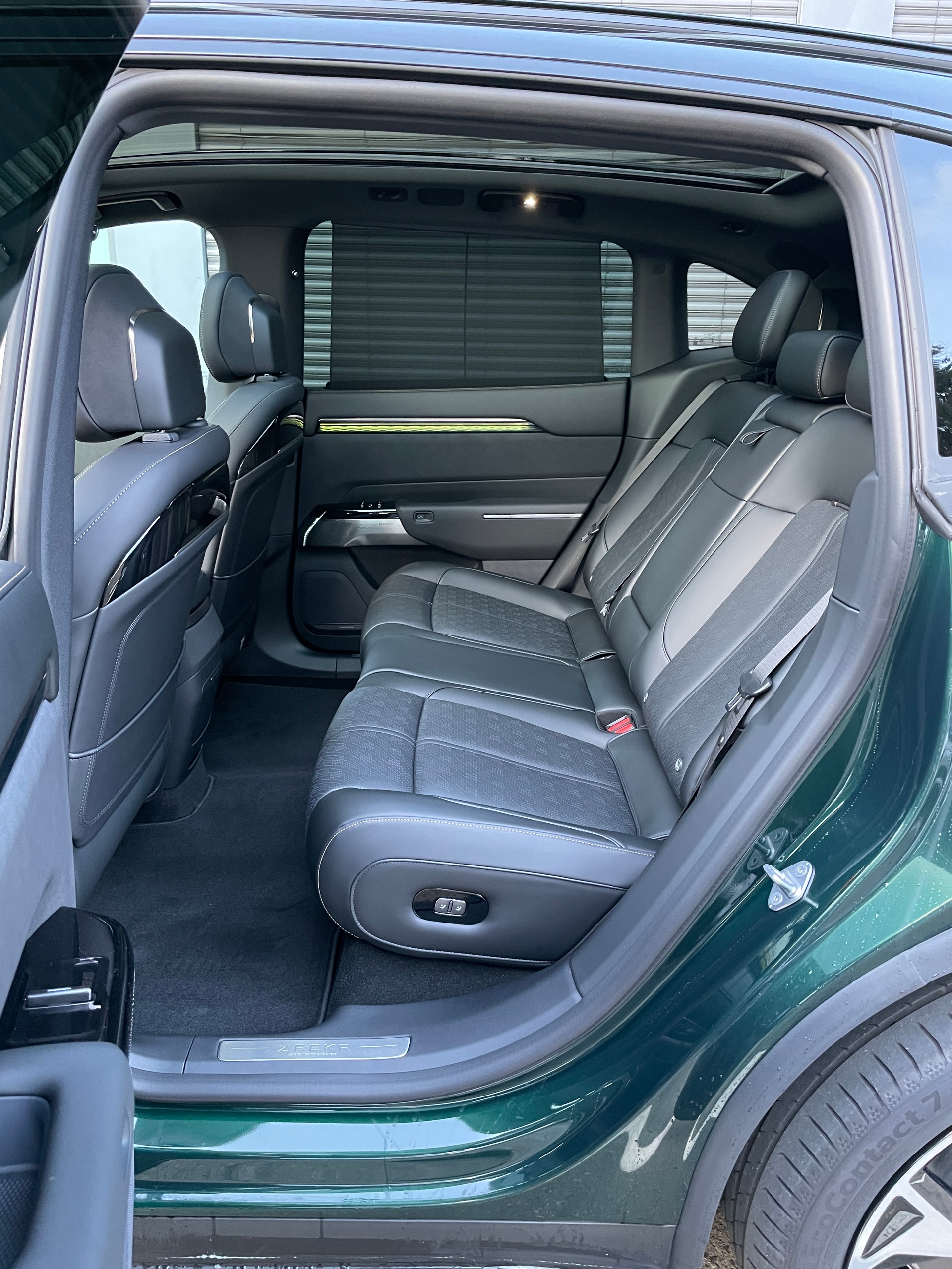 ZEEKR 7X Privilege AWD mit Comfort inkl. Cockpit Paket-image-13