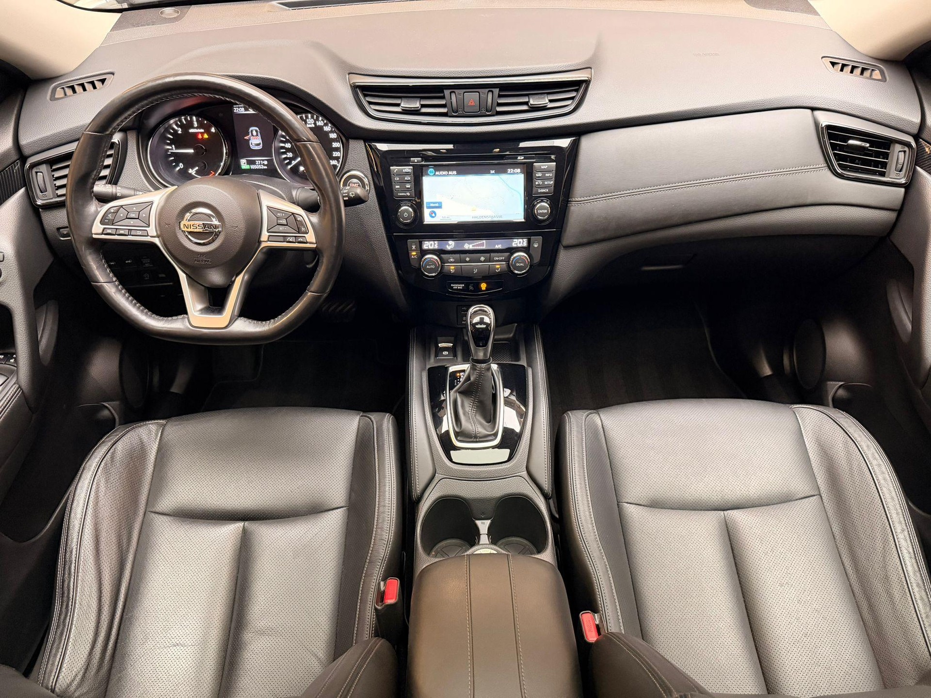 NISSAN X-Trail 2.0 dCi Tekna 4x4-image-10