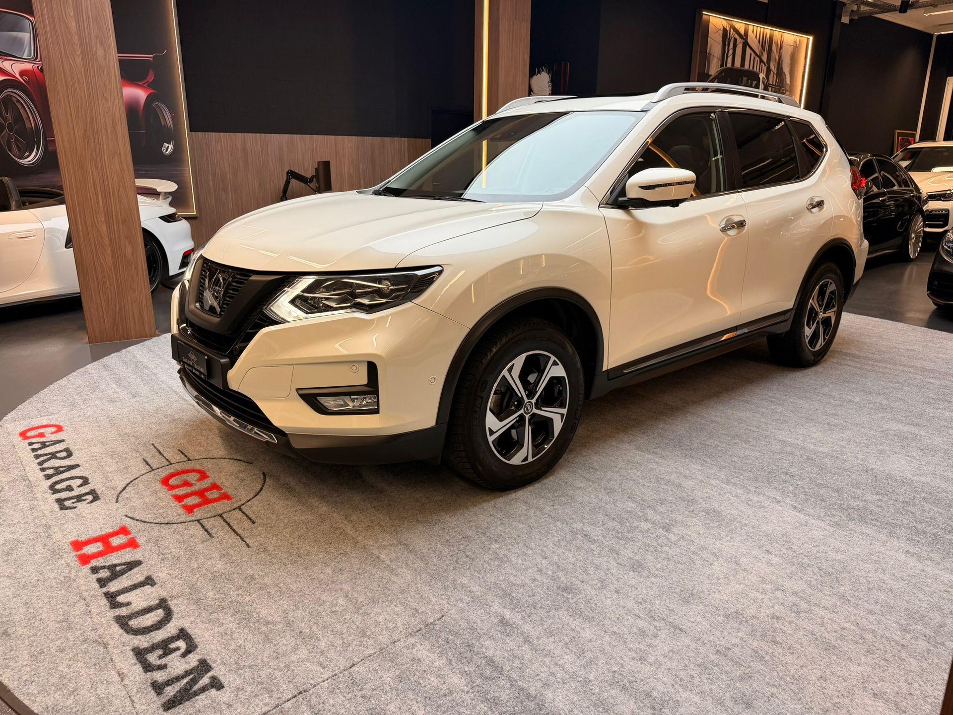 NISSAN X-Trail 2.0 dCi Tekna 4x4-image-3