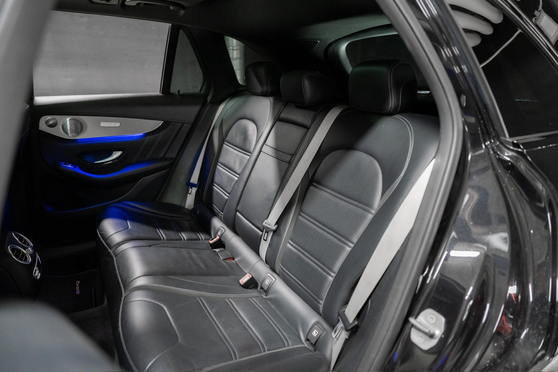 MERCEDES-BENZ GLC 63 S AMG 4Matic 9G-Tronic-image-4