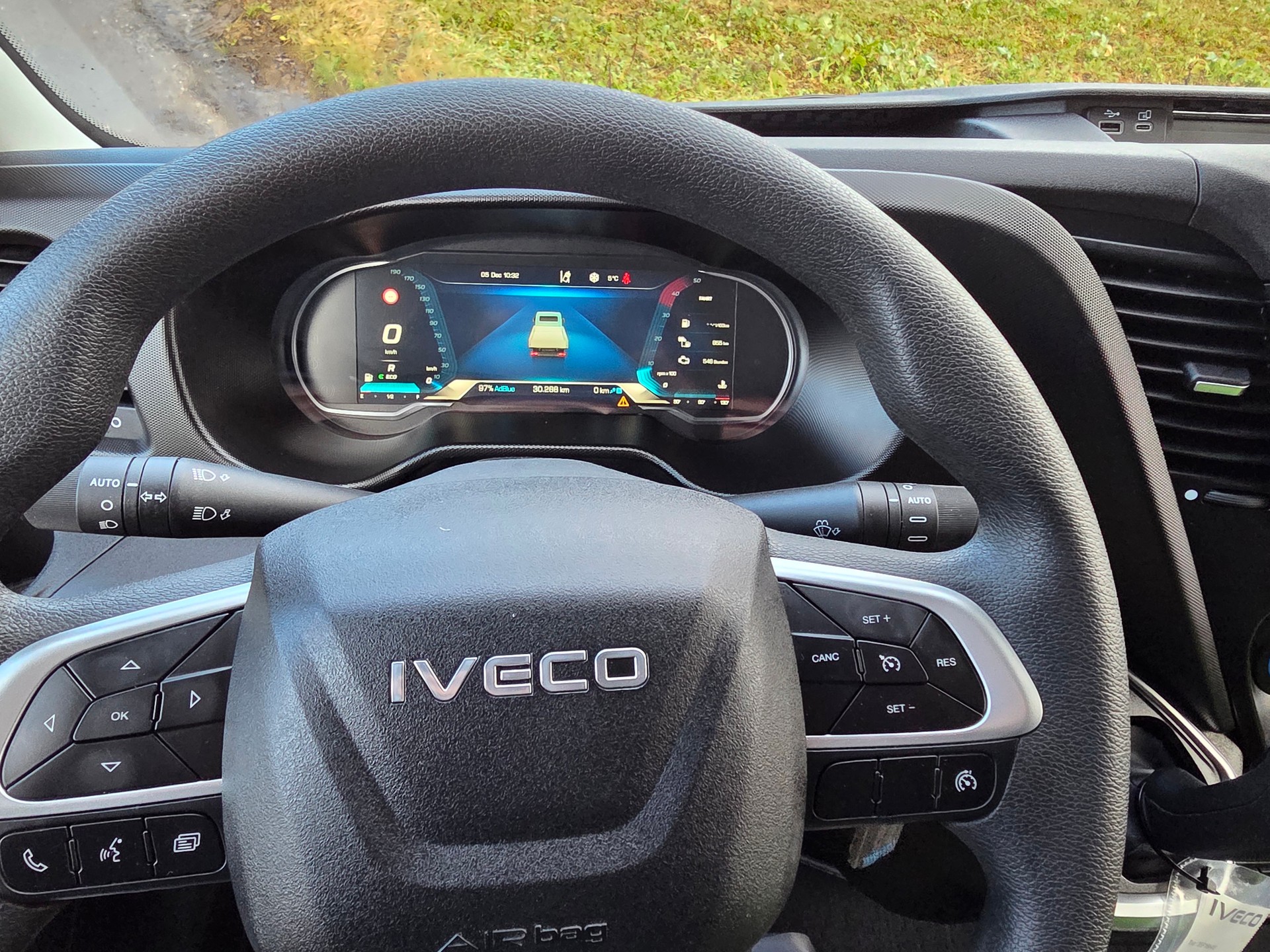 IVECO 35 S 18H A8-image-9