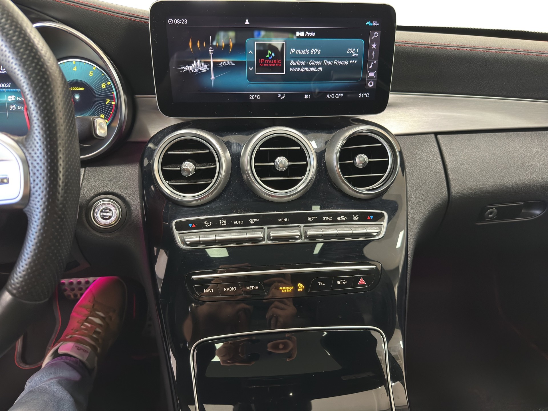 MERCEDES-BENZ C 43 AMG 4Matic 9G-Tronic-image-25