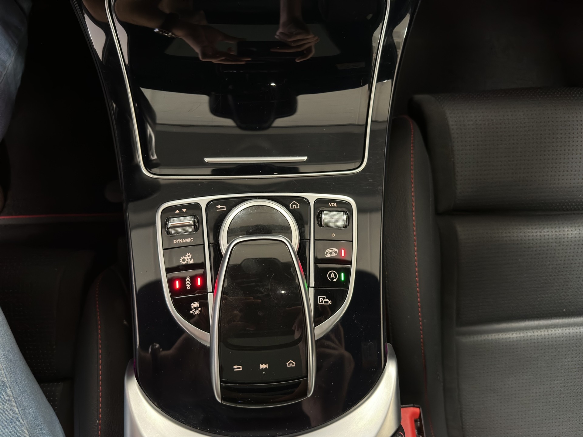 MERCEDES-BENZ C 43 AMG 4Matic 9G-Tronic-image-24