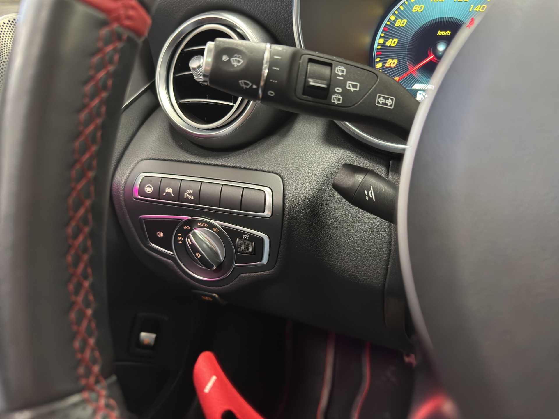 MERCEDES-BENZ C 43 AMG 4Matic 9G-Tronic-image-27