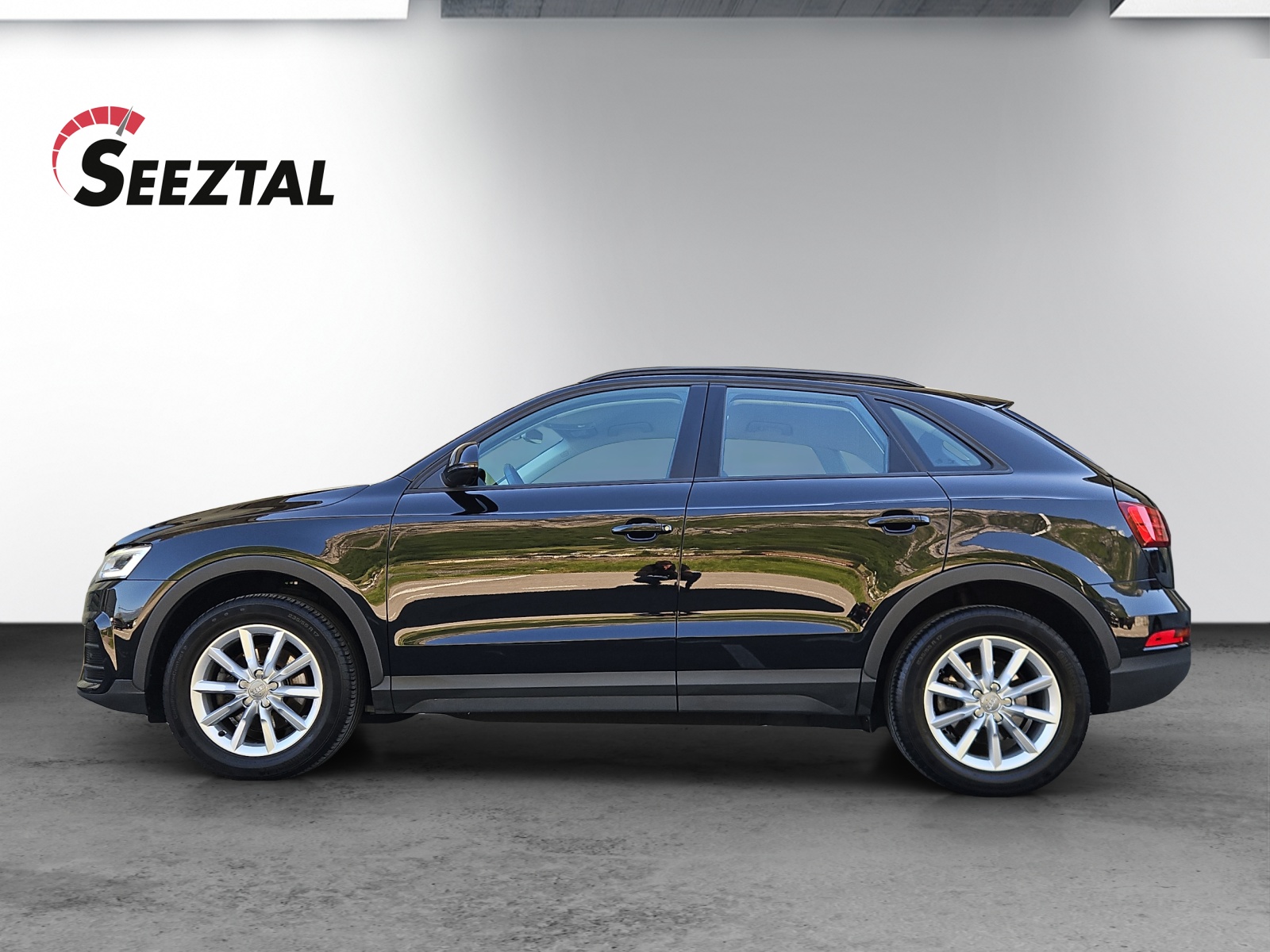 AUDI Audi Q3 Quattro S-Line-image-0