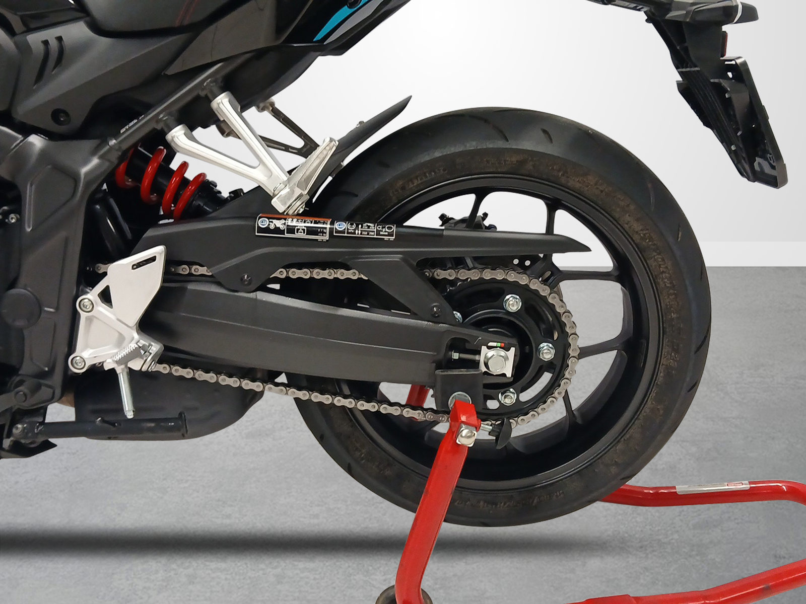 HONDA CBR 650 RA 35 KW-image-11
