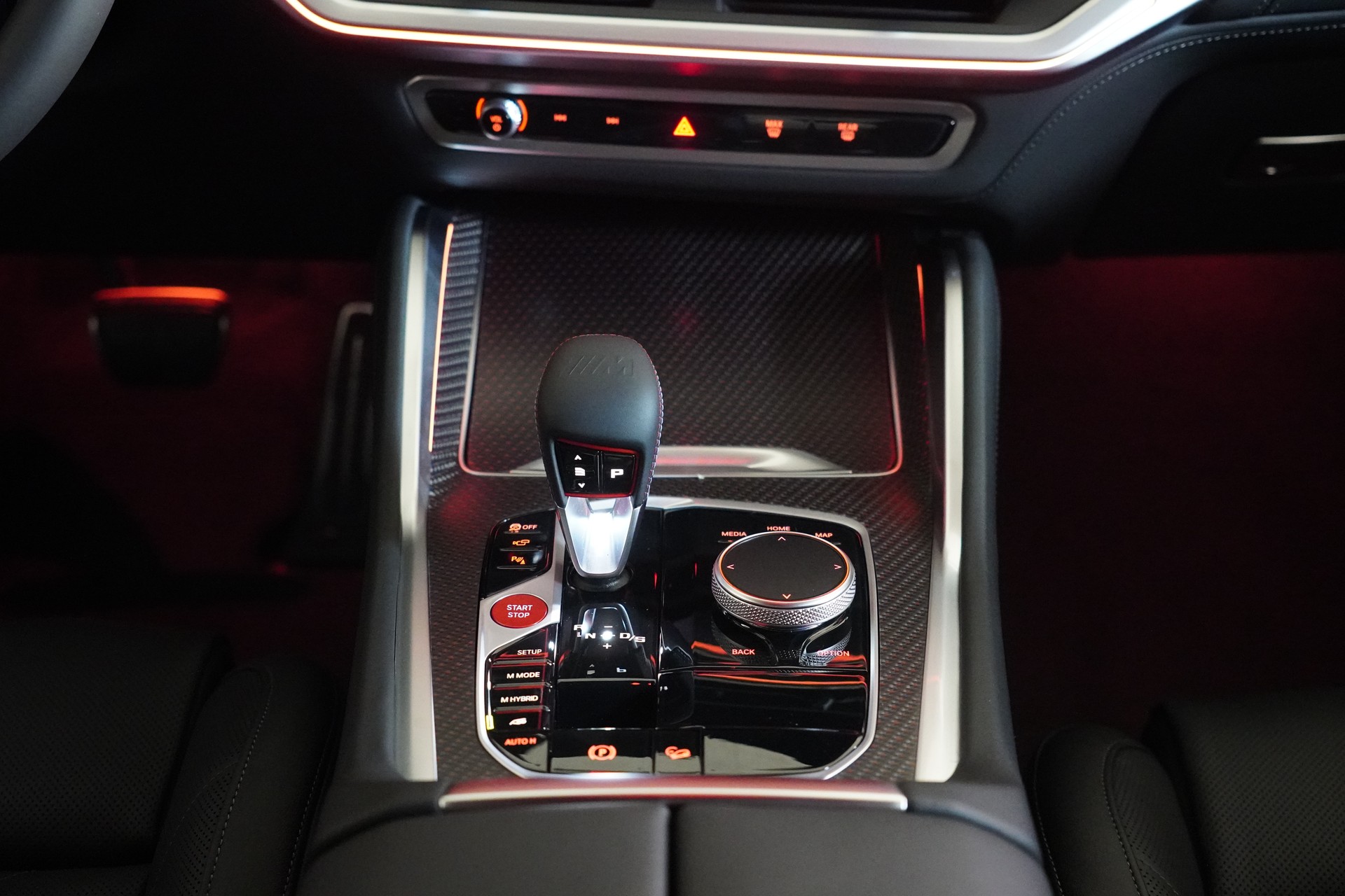 BMW XM xDrive PHEV Steptronic Label-image-19